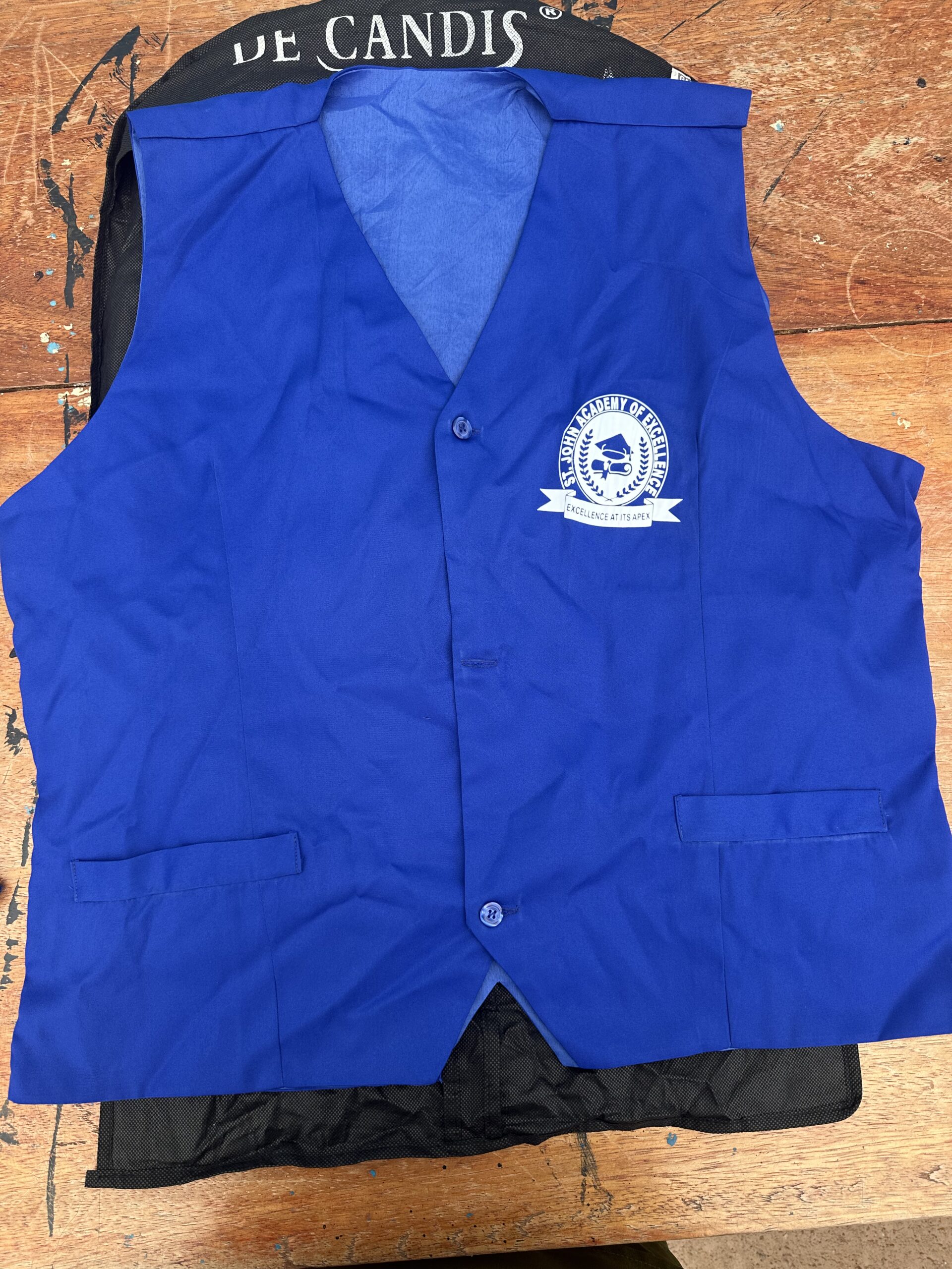 Short Sleeve Jacket - Image 2